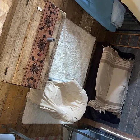 Du Hameau אורחן *